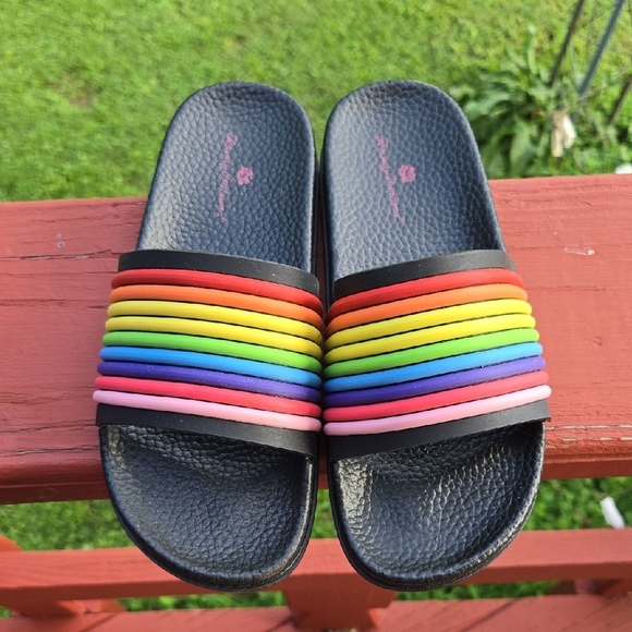 Tommy Bahama Other - Tommy Bahama Kids Colorful Rainbow Slide Sandals Big Kid Size 3